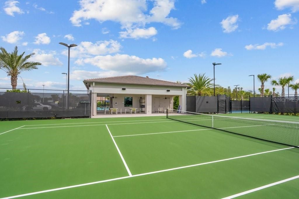 For Sale: $756,900 (3 beds, 3 baths, 2474 Square Feet)