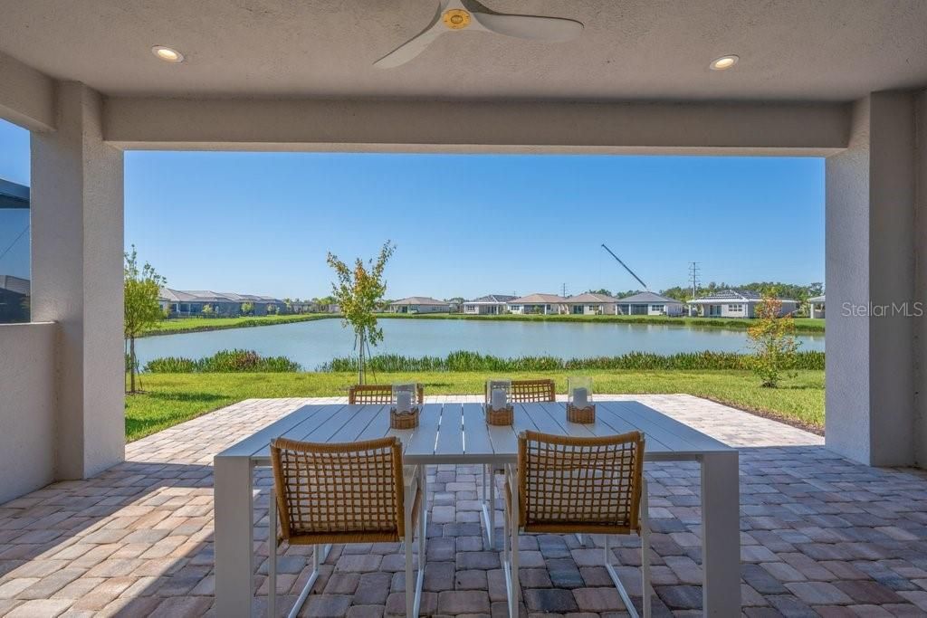 For Sale: $756,900 (3 beds, 3 baths, 2474 Square Feet)