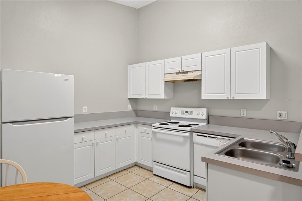 For Sale: $199,900 (3 beds, 2 baths, 1222 Square Feet)
