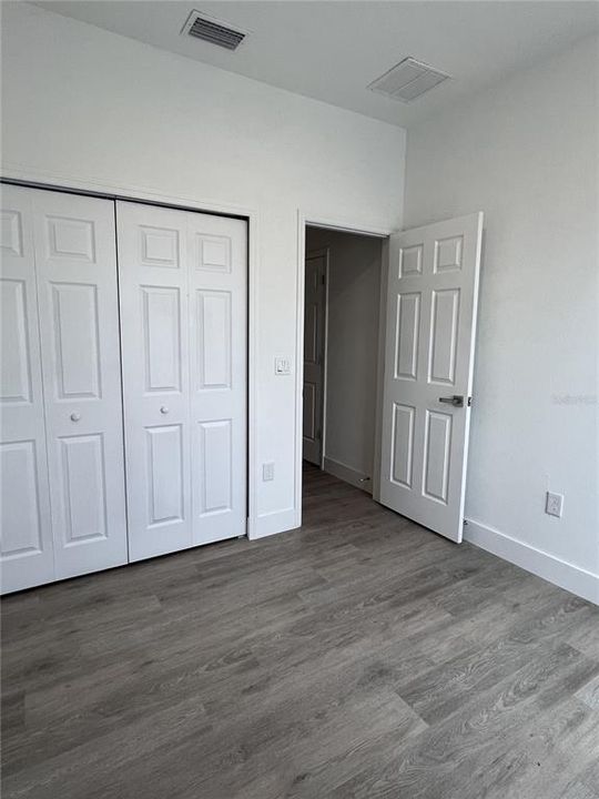 For Rent: $1,500 (3 beds, 2 baths, 1056 Square Feet)