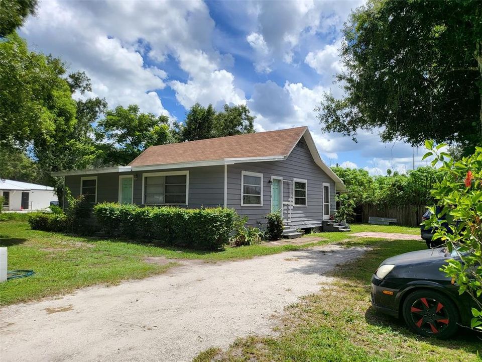 For Sale: $199,900 (3 beds, 2 baths, 1440 Square Feet)