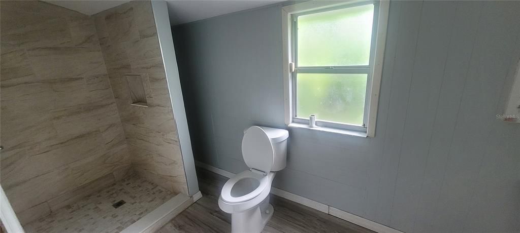 For Sale: $199,900 (3 beds, 2 baths, 1440 Square Feet)