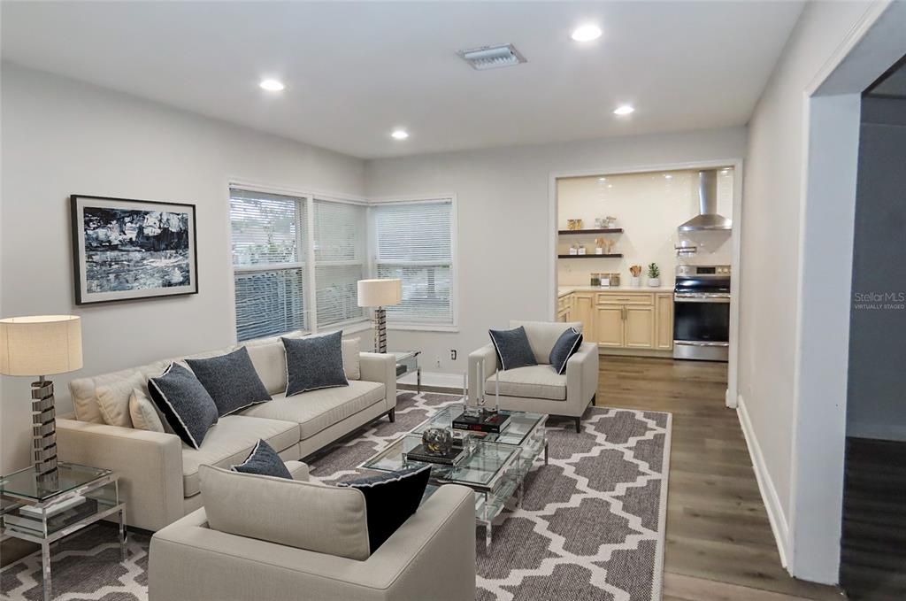 For Sale: $382,500 (4 beds, 2 baths, 1733 Square Feet)