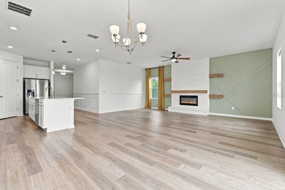 На продажу: $480,000 (4 спален, 2 ванн, 1906 Квадратных фут)