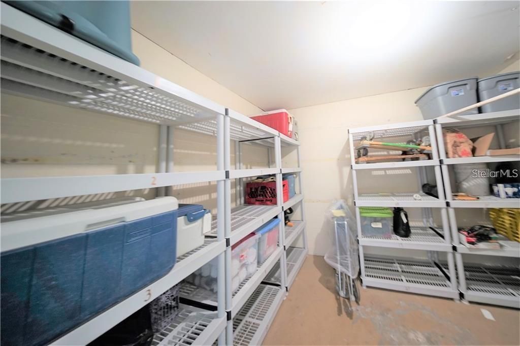На продажу: $74,750 (1 спален, 1 ванн, 560 Квадратных фут)