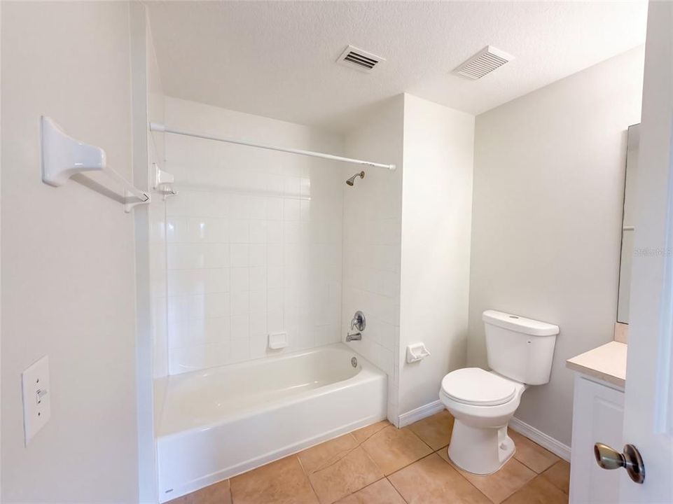 En Venta: $301,000 (3 camas, 2 baños, 1744 Pies cuadrados)