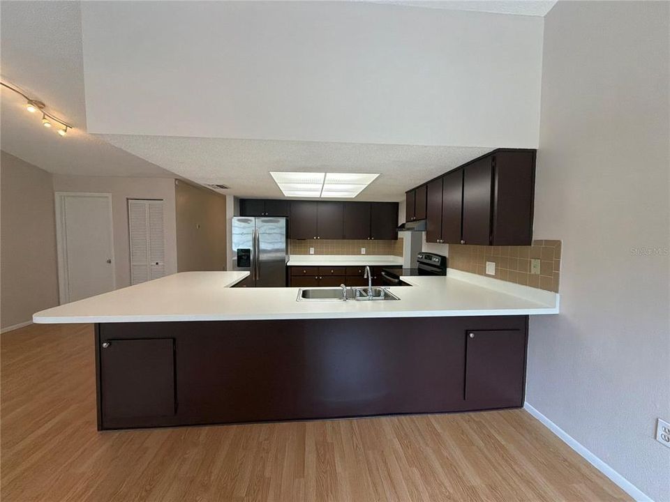 En Venta: $320,000 (3 camas, 2 baños, 1742 Pies cuadrados)