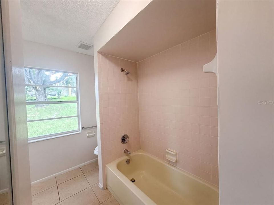 En Venta: $320,000 (3 camas, 2 baños, 1742 Pies cuadrados)