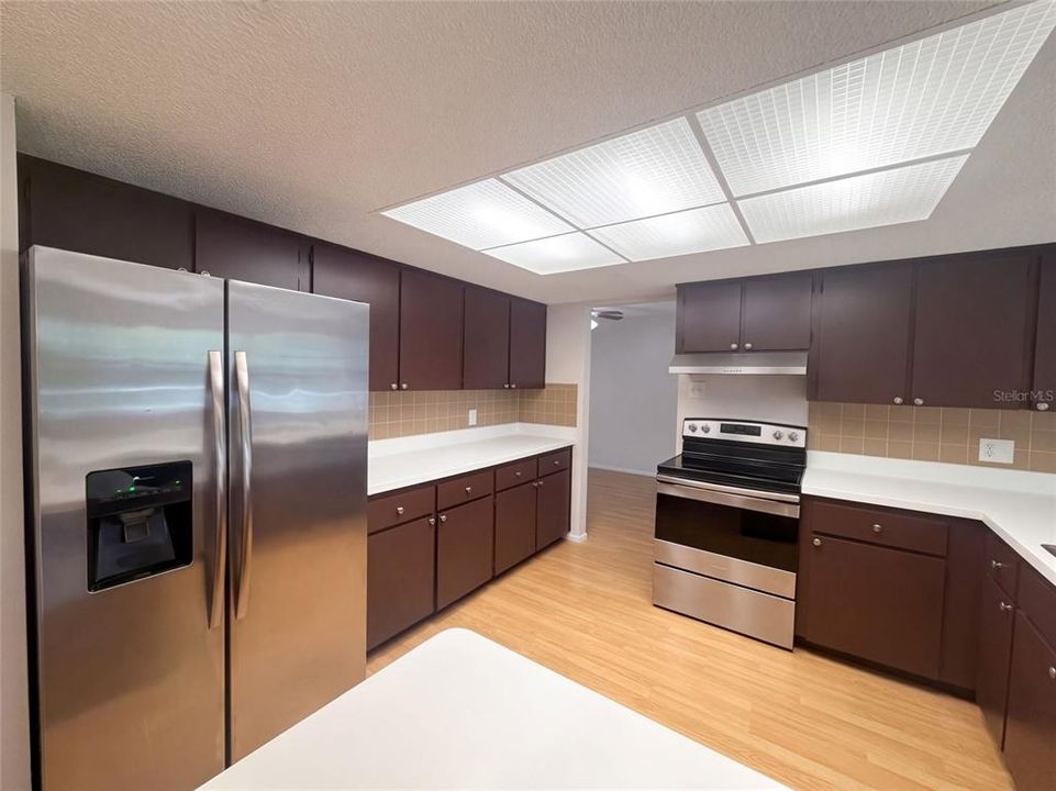 En Venta: $320,000 (3 camas, 2 baños, 1742 Pies cuadrados)
