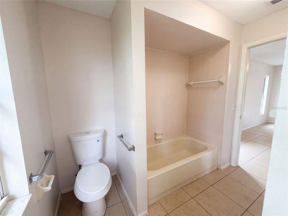 En Venta: $320,000 (3 camas, 2 baños, 1742 Pies cuadrados)