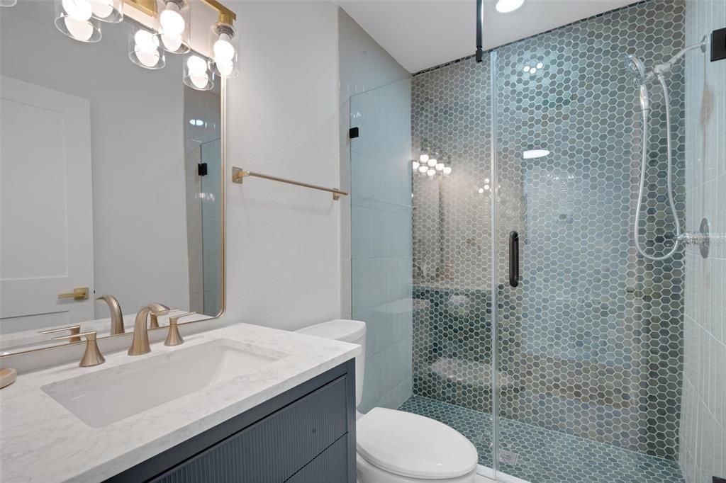 For Rent: $2,300 (2 beds, 2 baths, 1144 Square Feet)