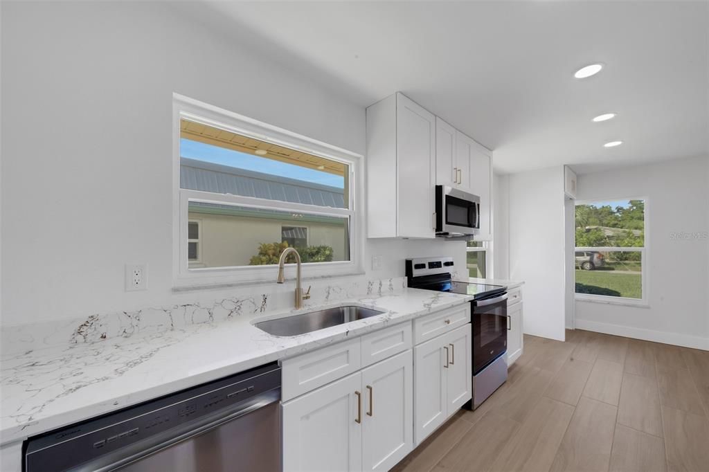 For Rent: $2,300 (2 beds, 2 baths, 1144 Square Feet)