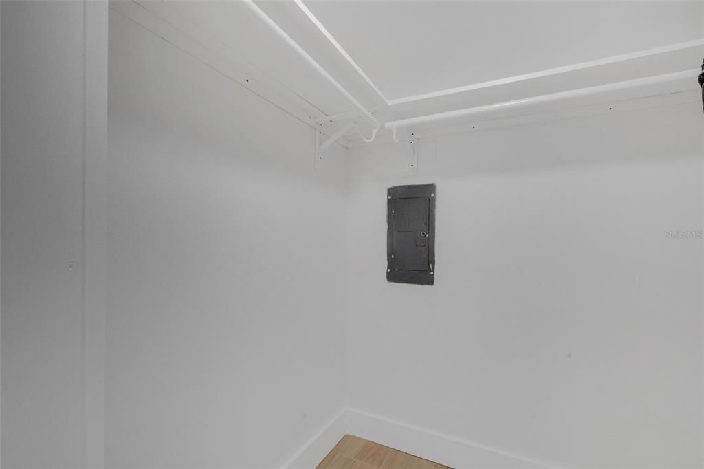 For Rent: $2,300 (2 beds, 2 baths, 1144 Square Feet)