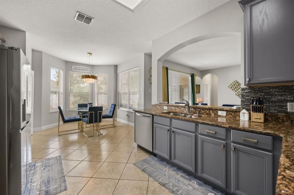 For Sale: $610,000 (5 beds, 3 baths, 3394 Square Feet)