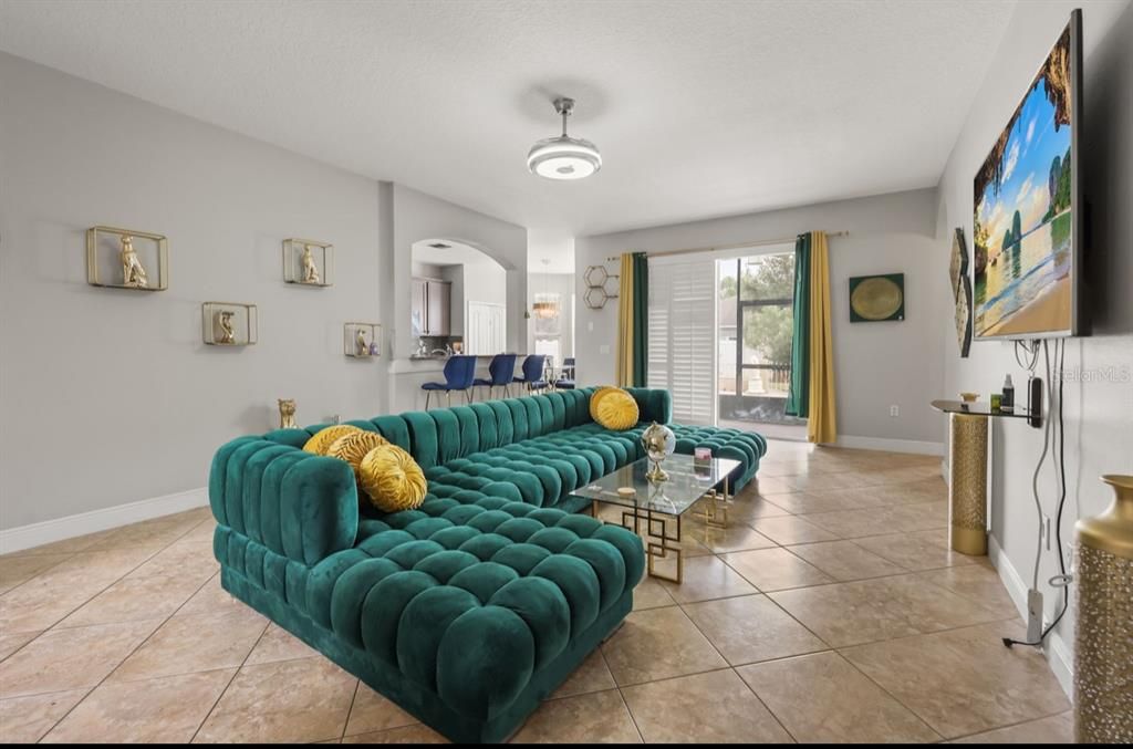 For Sale: $610,000 (5 beds, 3 baths, 3394 Square Feet)