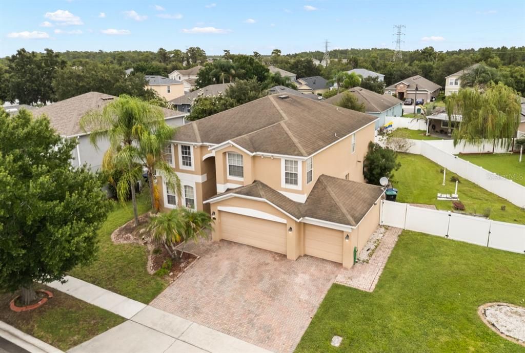 For Sale: $610,000 (5 beds, 3 baths, 3394 Square Feet)