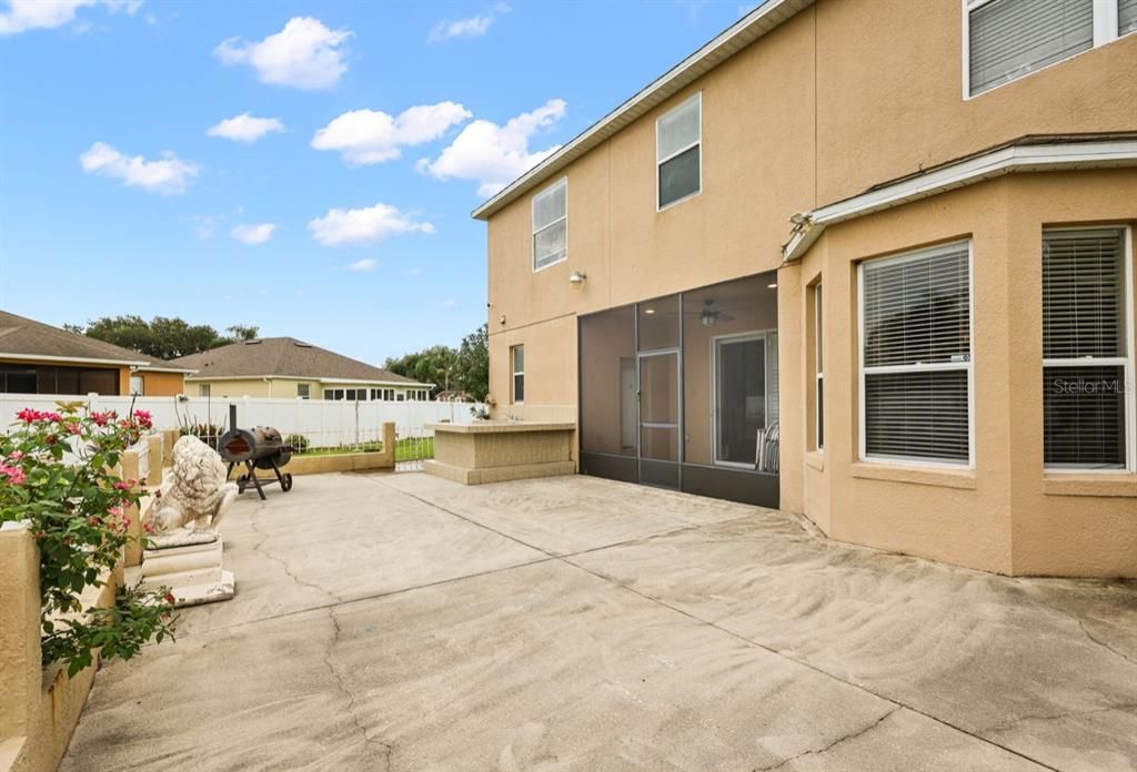 For Sale: $610,000 (5 beds, 3 baths, 3394 Square Feet)