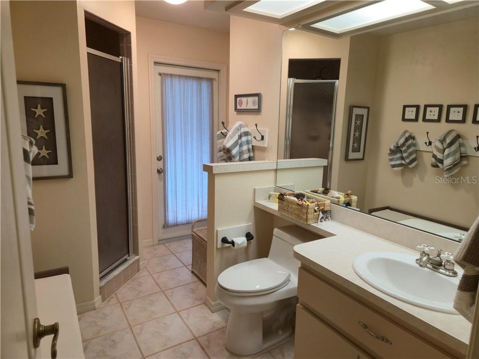For Sale: $510,000 (3 beds, 2 baths, 2251 Square Feet)