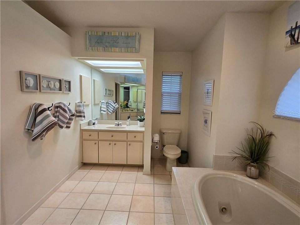For Sale: $510,000 (3 beds, 2 baths, 2251 Square Feet)