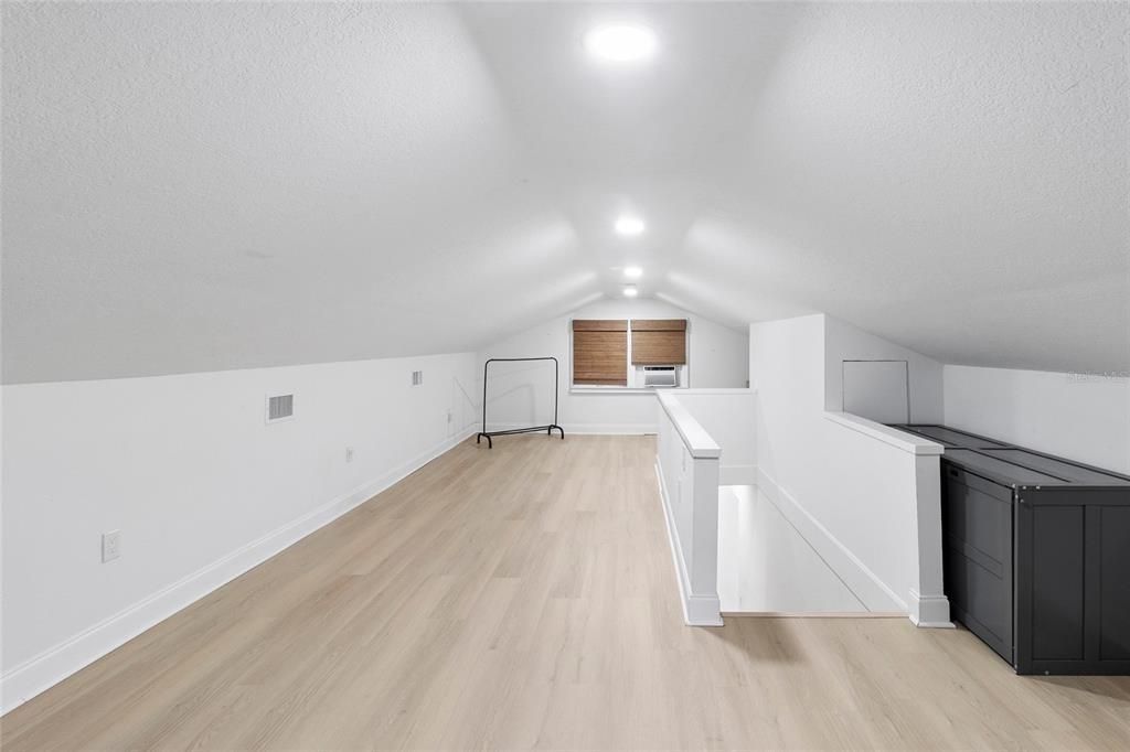 На продажу: $499,000 (3 спален, 2 ванн, 1523 Квадратных фут)
