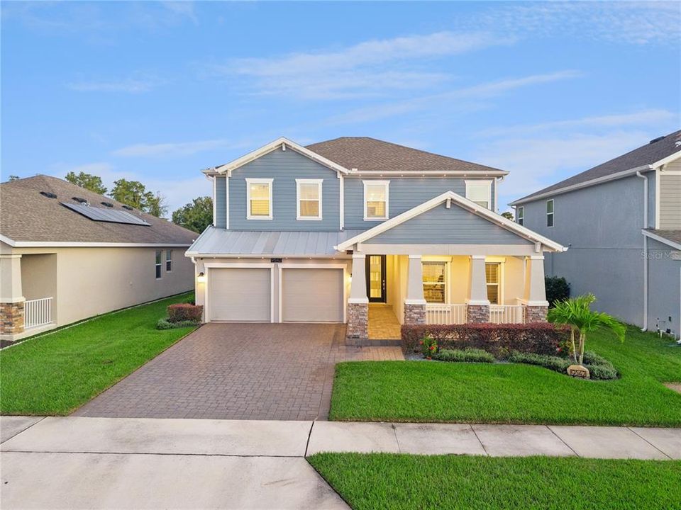 For Sale: $1,150,000 (5 beds, 3 baths, 3980 Square Feet)