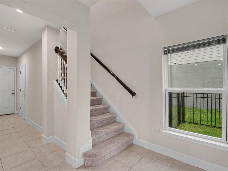 En Venta: $325,000 (3 camas, 2 baños, 1927 Pies cuadrados)