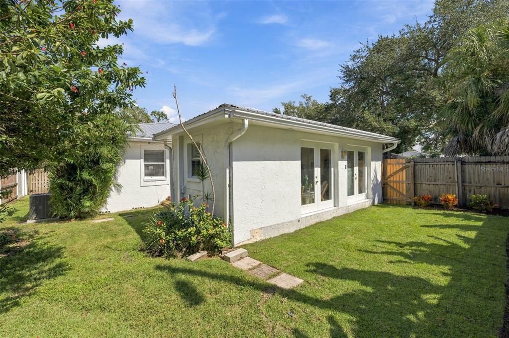 На продажу: $749,999 (3 спален, 2 ванн, 1576 Квадратных фут)