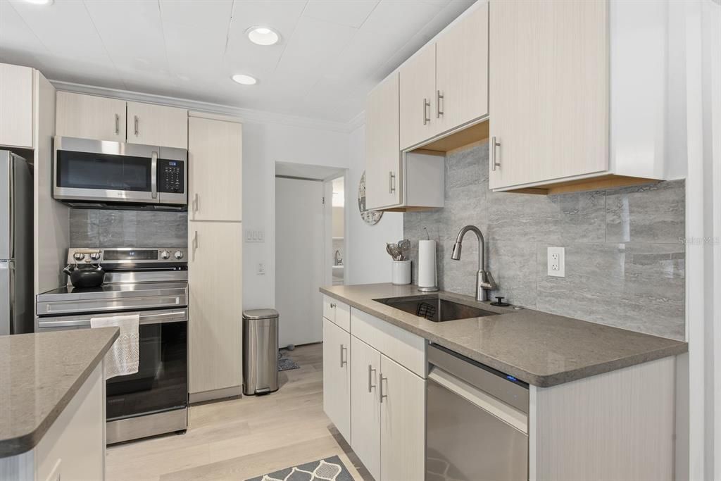 В аренду: $2,295 (1 спален, 1 ванн, 620 Квадратных фут)