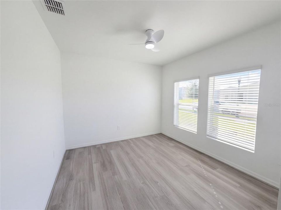 En Venta: $305,000 (3 camas, 2 baños, 1725 Pies cuadrados)