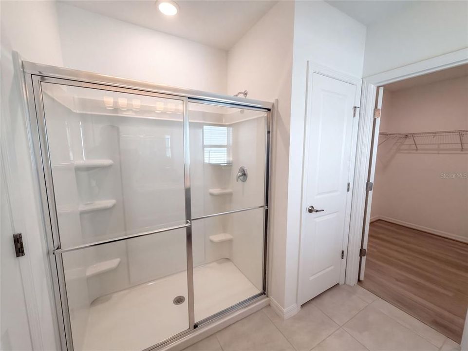 En Venta: $305,000 (3 camas, 2 baños, 1725 Pies cuadrados)