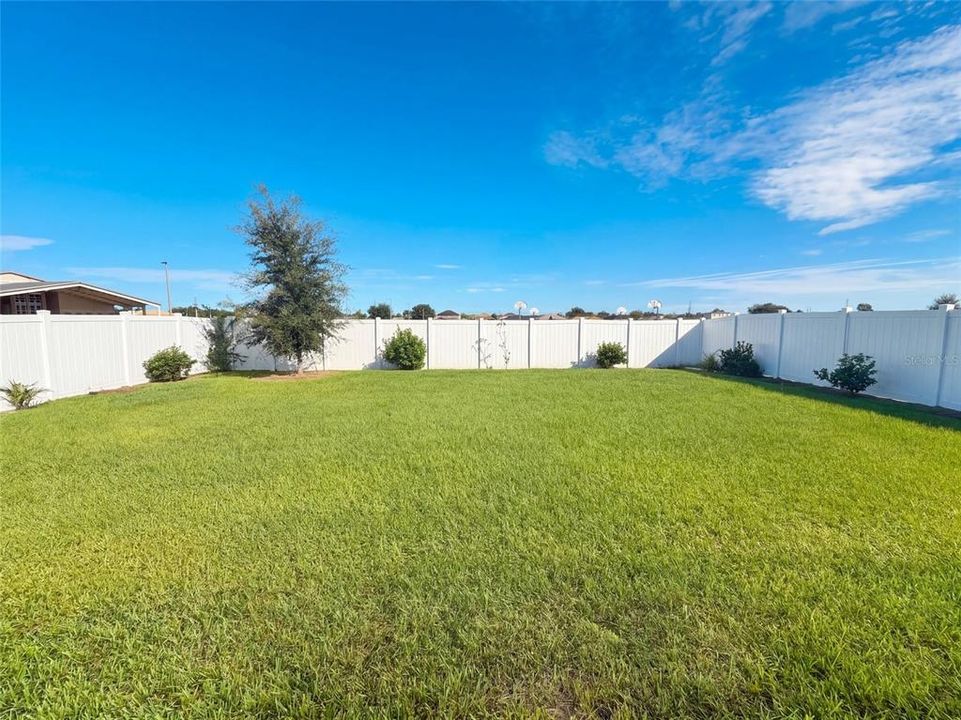 En Venta: $305,000 (3 camas, 2 baños, 1725 Pies cuadrados)