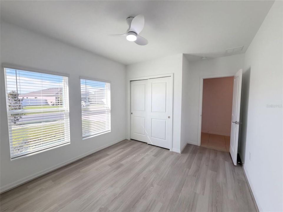 En Venta: $305,000 (3 camas, 2 baños, 1725 Pies cuadrados)
