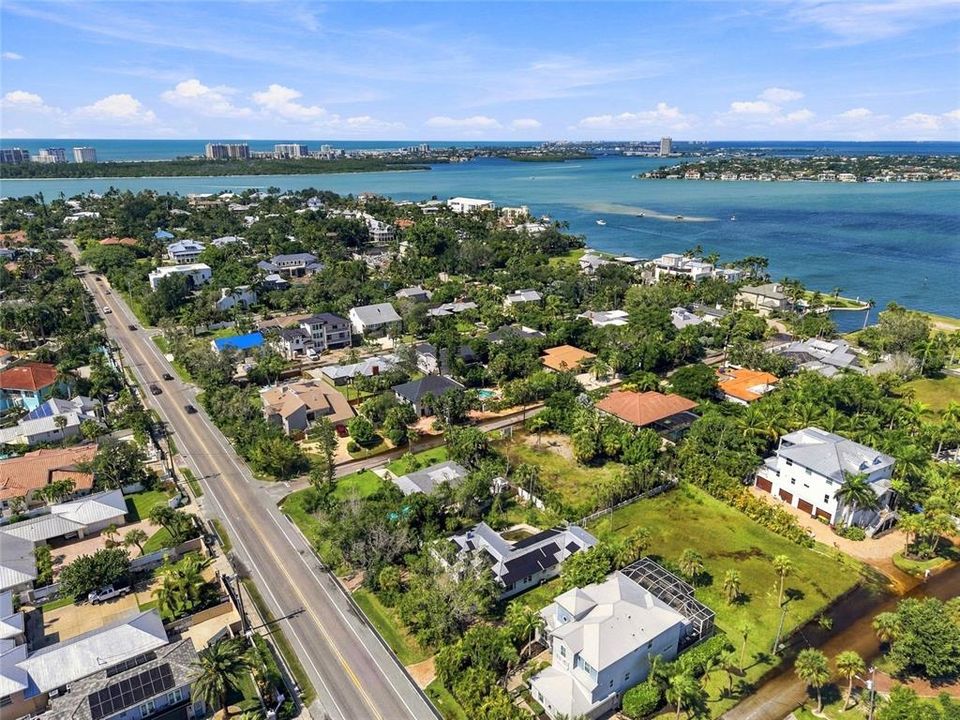 En Venta: $849,900 (0.30 acres)