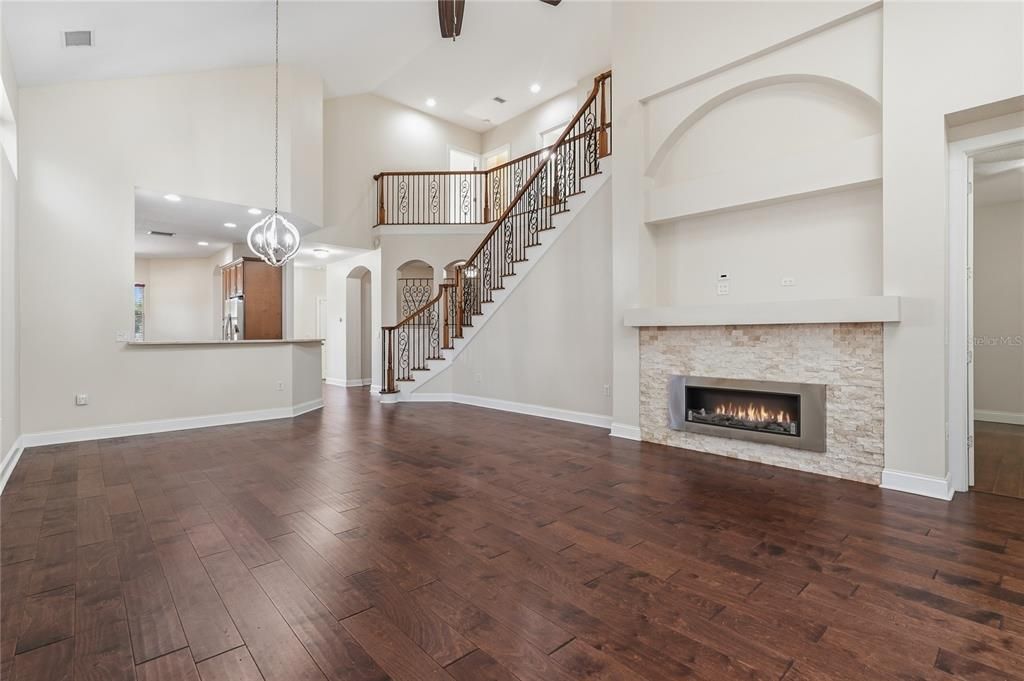 For Sale: $499,000 (3 beds, 2 baths, 2245 Square Feet)