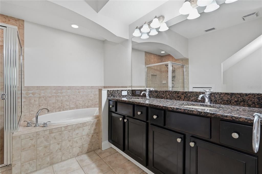 For Sale: $499,000 (3 beds, 2 baths, 2245 Square Feet)
