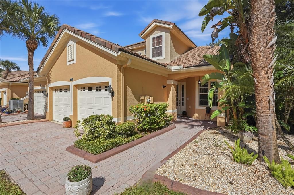 For Sale: $499,000 (3 beds, 2 baths, 2245 Square Feet)