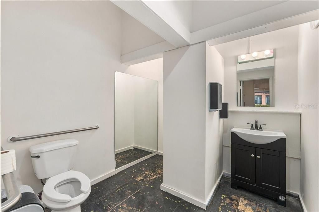 For Sale: $3,600,000 (2 beds, 0 baths, 6960 Square Feet)