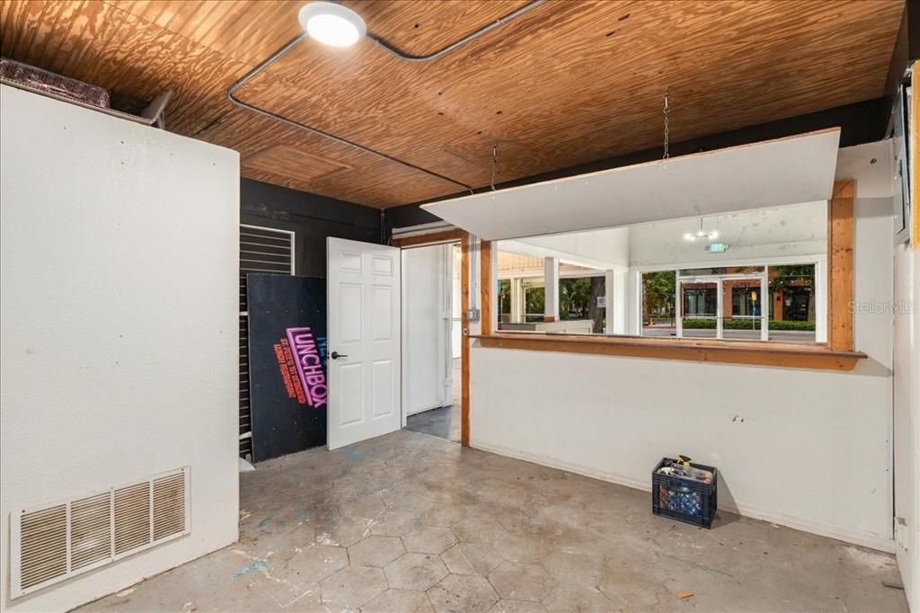 For Sale: $3,600,000 (2 beds, 0 baths, 6960 Square Feet)