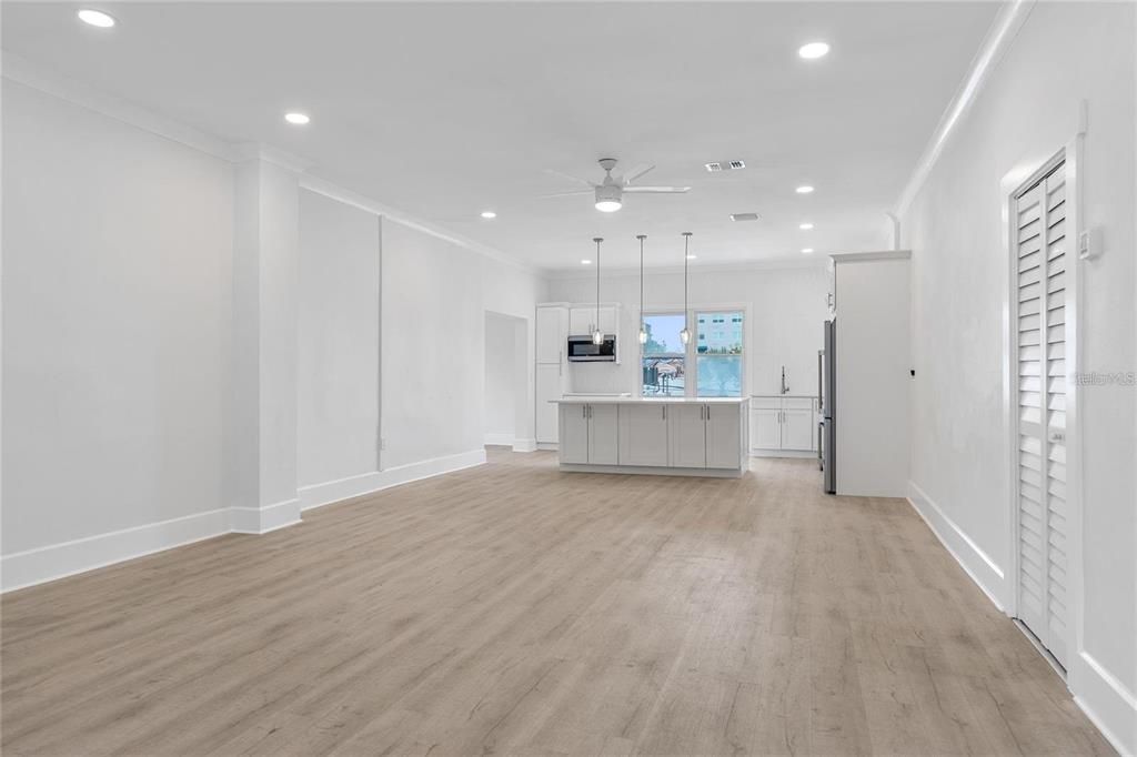 For Sale: $3,600,000 (2 beds, 0 baths, 6960 Square Feet)