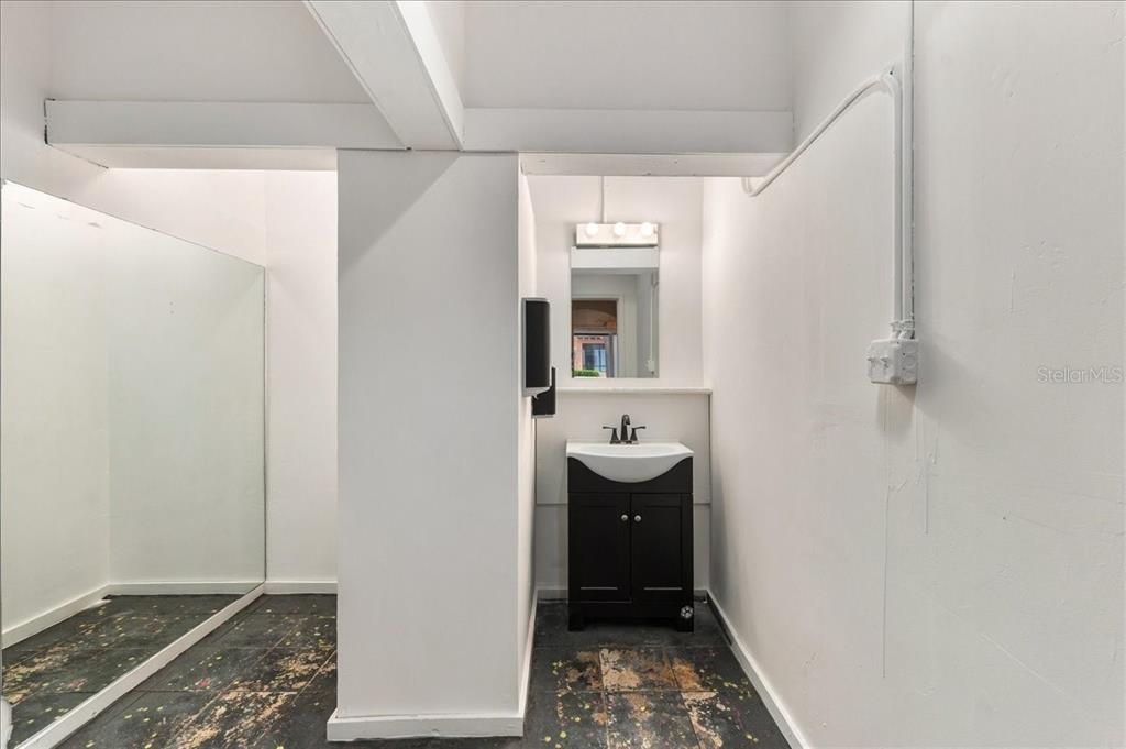For Sale: $3,600,000 (2 beds, 0 baths, 6960 Square Feet)