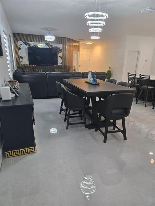 For Sale: $490,000 (4 beds, 3 baths, 1970 Square Feet)