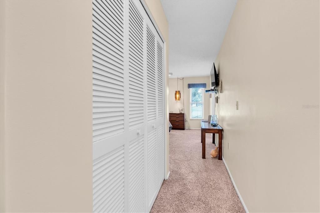 For Sale: $225,000 (2 beds, 2 baths, 1646 Square Feet)