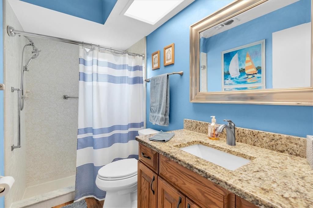 For Sale: $225,000 (2 beds, 2 baths, 1646 Square Feet)