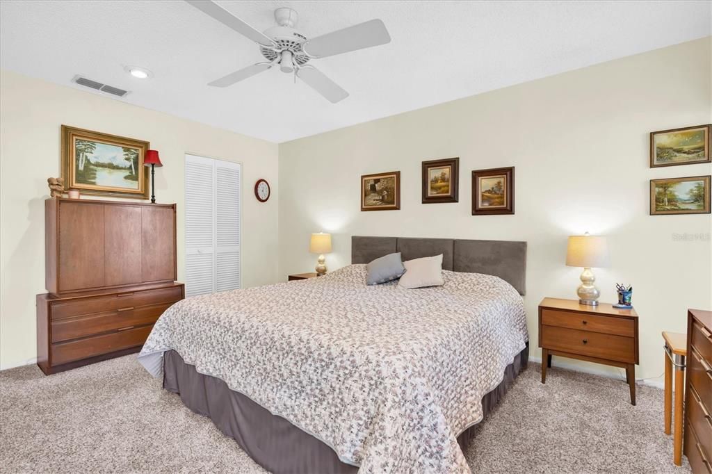 For Sale: $225,000 (2 beds, 2 baths, 1646 Square Feet)