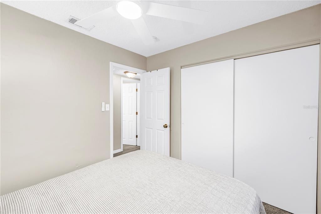 Activo con contrato: $535,000 (4 camas, 2 baños, 1587 Pies cuadrados)