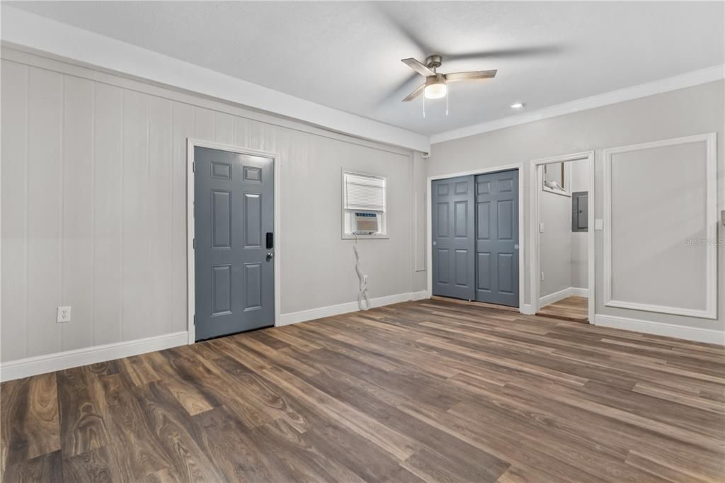 For Rent: $1,600 (2 beds, 1 baths, 1200 Square Feet)