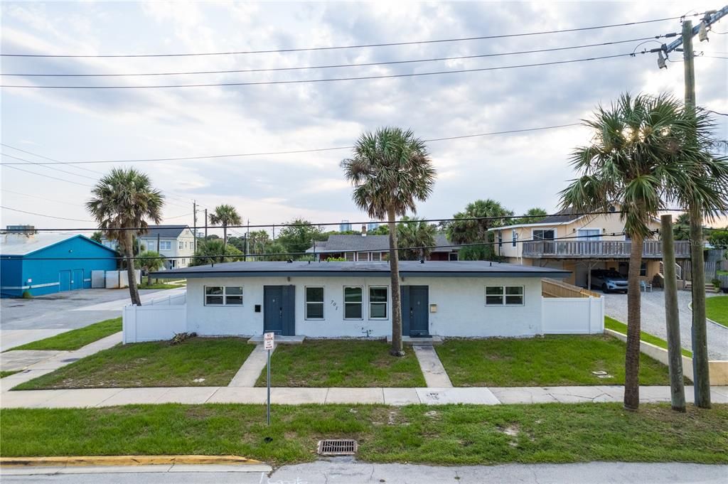 For Rent: $1,600 (2 beds, 1 baths, 1200 Square Feet)