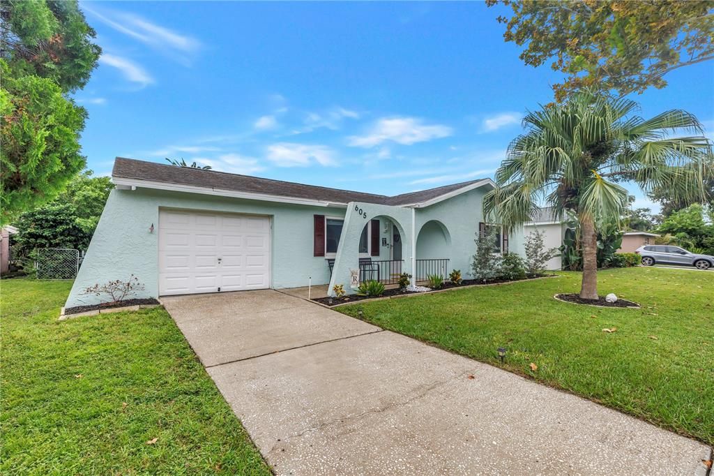En Venta: $439,999 (3 camas, 2 baños, 1080 Pies cuadrados)