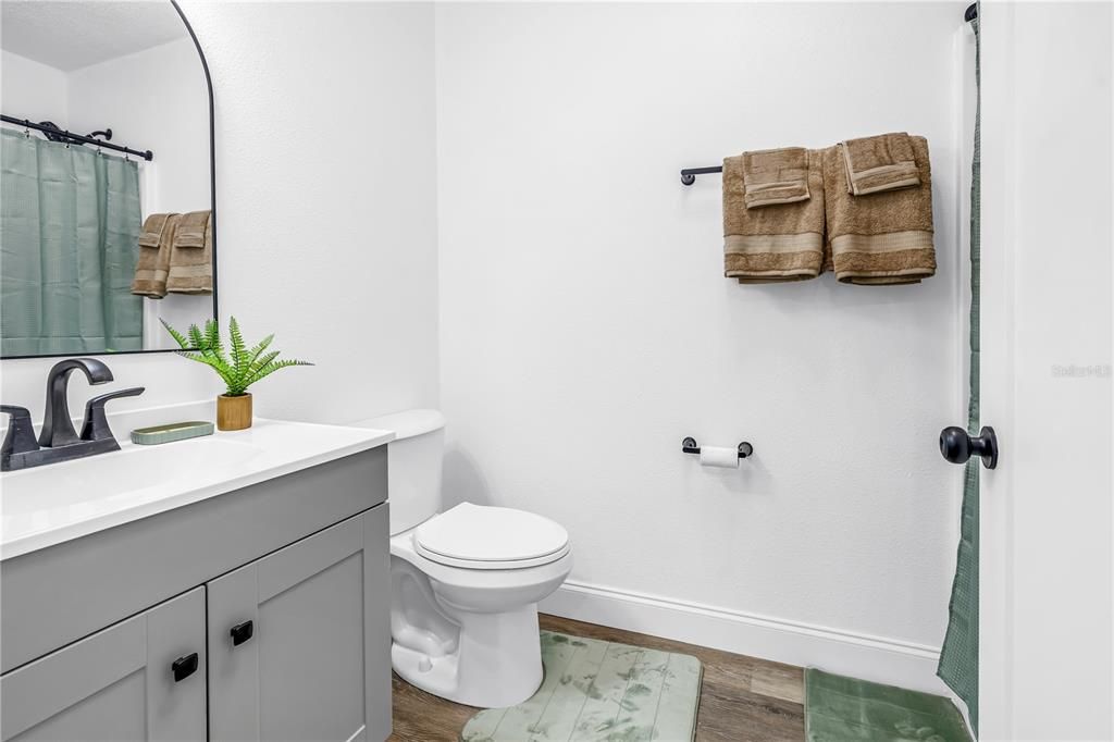 En Venta: $439,999 (3 camas, 2 baños, 1080 Pies cuadrados)