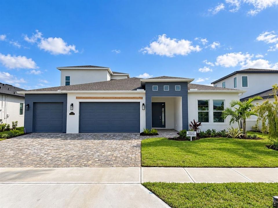 Vendido Recientemente: $1,015,000 (5 camas, 4 baños, 3647 Pies cuadrados)